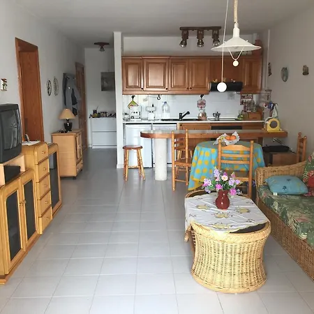 Calle Trasera * Σαν Μιγκέλ ντε Αμπόνα